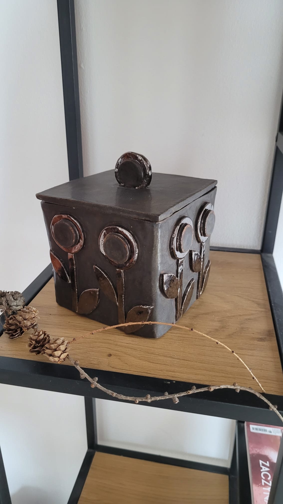 Tajemniczy schowek - obrazek 5